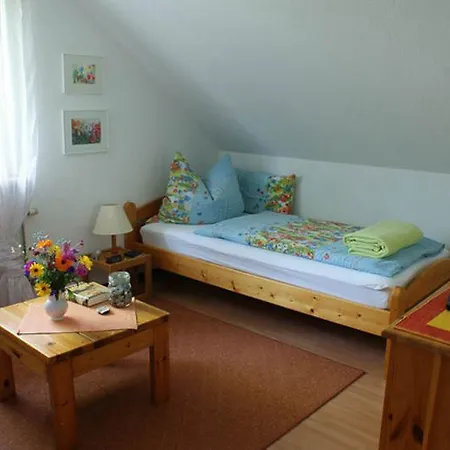 Ferienwohnung Jasmin Bei Warnemuen 奥门豪斯特